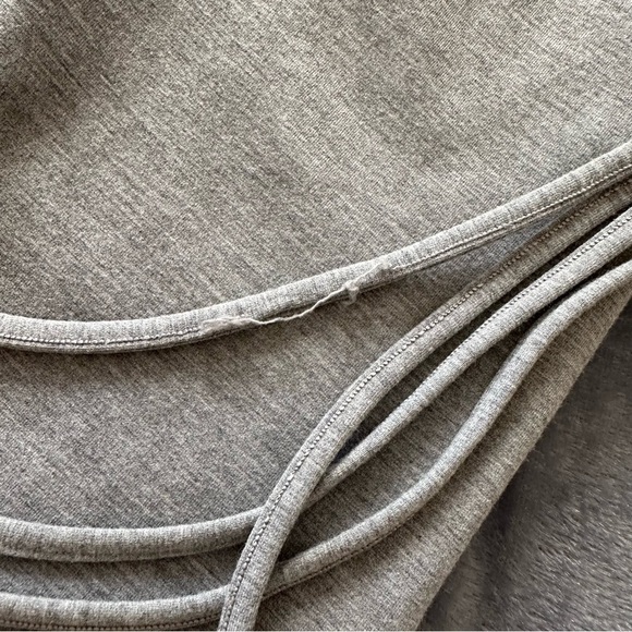 Lululemon Cotton Heather Grey Slim Fit Crop Pants - Picture 10 of 11